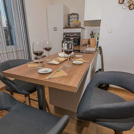 Horizon Apartment